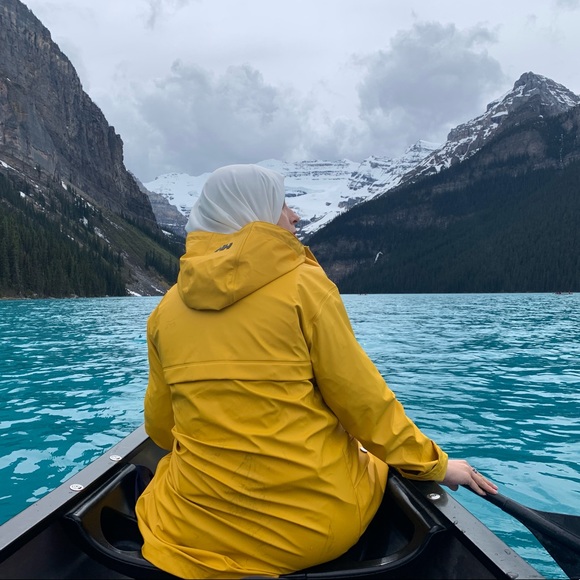 Meet your Posher, Hoda - Picture 1 of 1